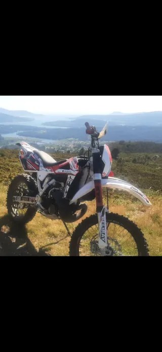 Husqvarna WR 300 2 tiempos