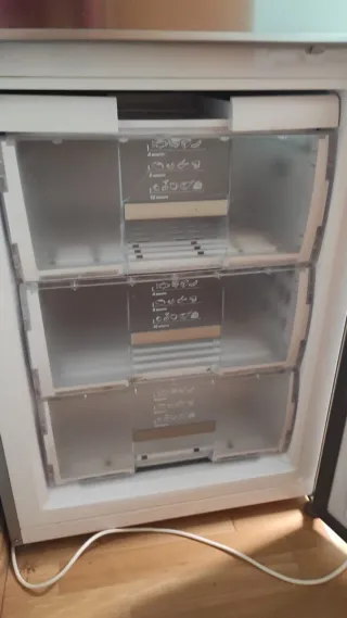 Nevera Teka Combi No Frost