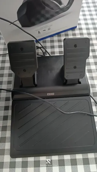 Volante Hori Racing Wheel Apex PS5/PS4