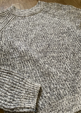 Jersey gris y blanco talla única