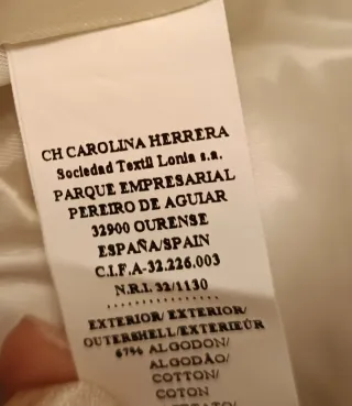 Chaqueta Carolina Herrera Beige