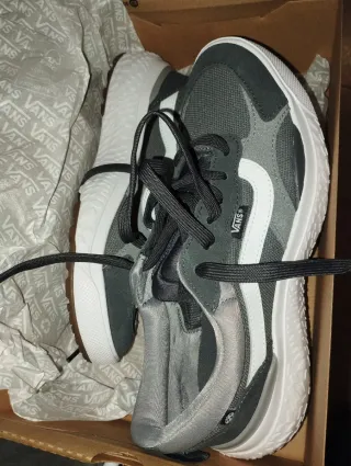 Zapatillas Vans Ultrarange Neo VR3 Gris