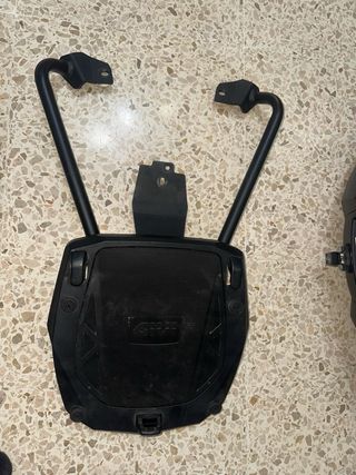 Maletas Universales para moto con soporte