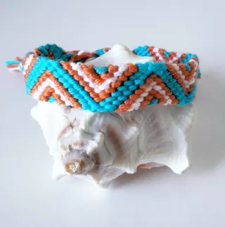 Bracciali macramè a zig-zag