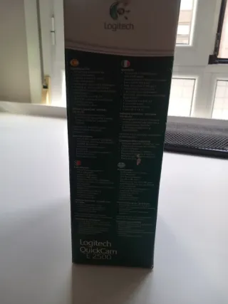 Logitech QuickCam E 2500 Webcam