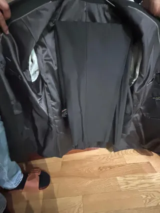 Traje de hombre negro