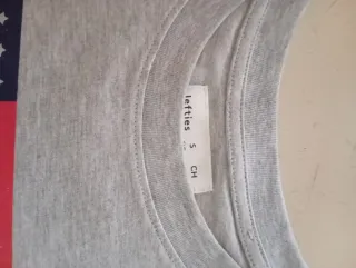 Camiseta Gris con Bandera USA Talla S