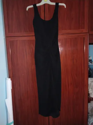 Vestido de fiesta negro brillante y sexy