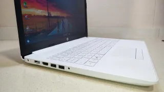 Portátil HP 15 Ryzen 3 8GB RAM Win 11 y Office 365