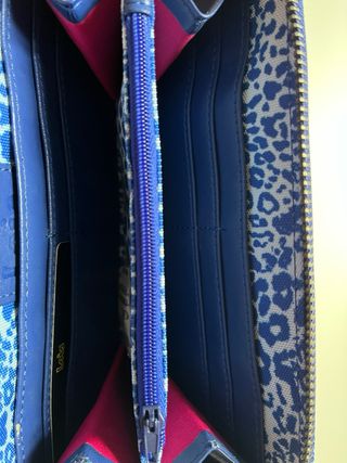 Monedero Lois floral azul y rosa