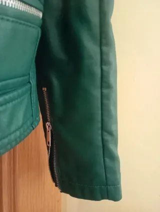 Cazadora nueva  motera verde talla L