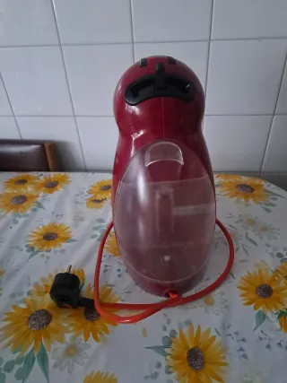 Cafetera Dolce Gusto Roja