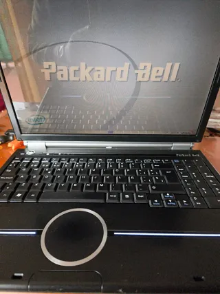 Portátil Packard Bell Negro