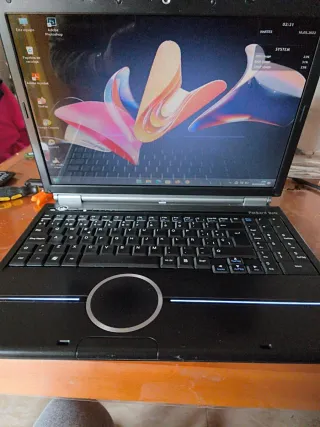 Portátil Packard Bell Negro