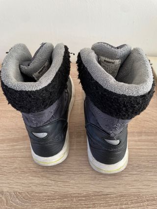 Botas de montaña talla 34