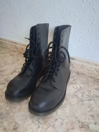 Botas Dr. Martinez Unisex Talla 41 Negras