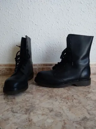 Botas Dr. Martinez Unisex Talla 41 Negras