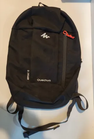 Mochila Quechua Arpenaz 10 Negra
