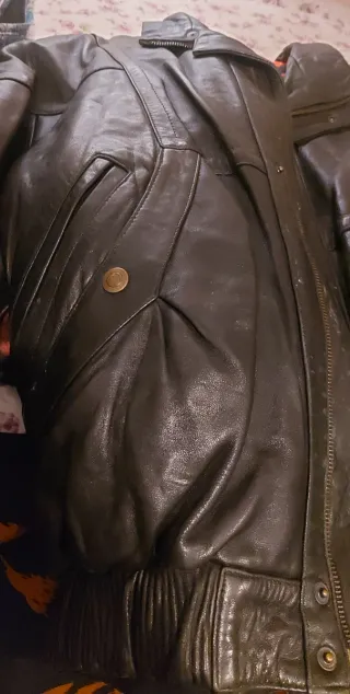 Chaqueta de cuero/chupa de cuero