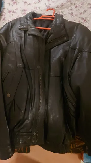 Chaqueta de cuero/chupa de cuero