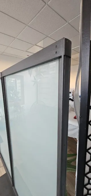 Mamparas divisorias de oficina[ 50 por unidad]