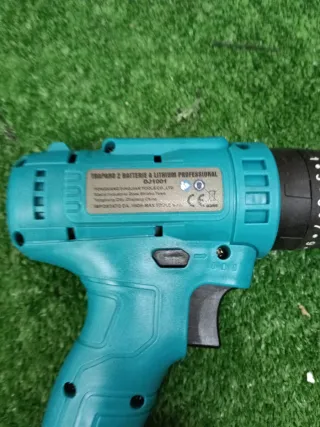 Trapano a doppia batteria