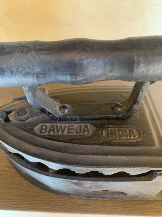 Plancha antigua de hierro