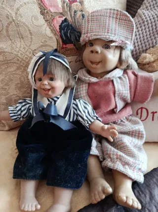 2 Bambole di Porcellana da Collezione