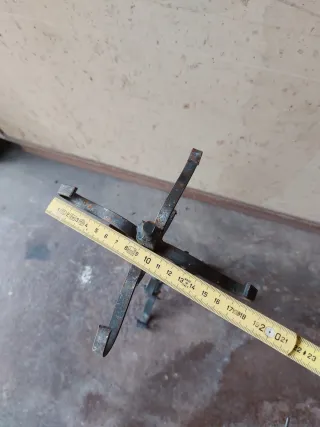 Accessorio camino in metallo nero