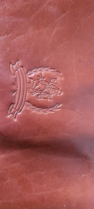 Portafolios de piel marrón