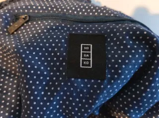 Bolso Misako azul tejido con abalorios