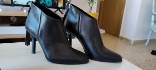 Botines Zara Tacón Negro
