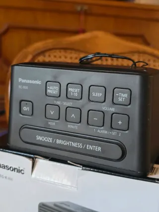 Radio Despertador Panasonic RC-800EG-K