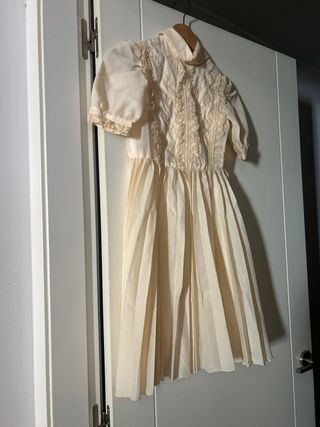 Vestido de comunión beige