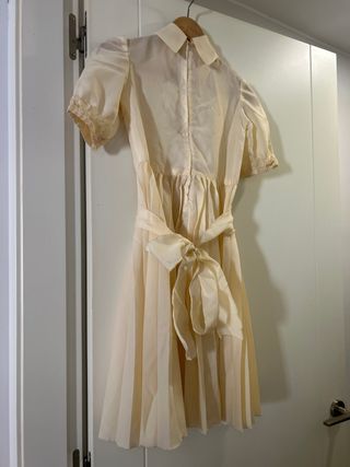 Vestido de comunión beige