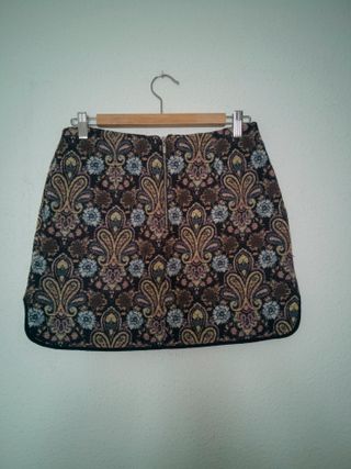 Falda mini estampada Talla M