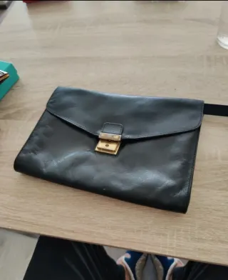 Cartera de mano Loewe en piel Negra