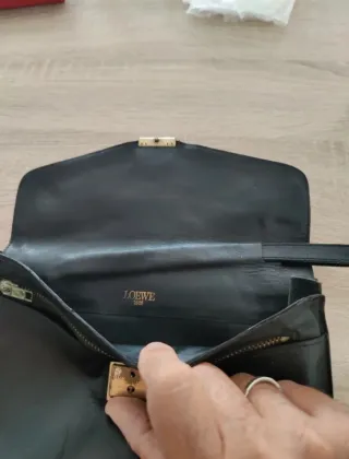 Cartera de mano Loewe en piel Negra