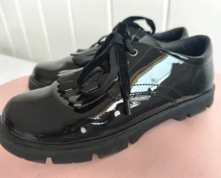 Zapatos niña Pablosky charol negro