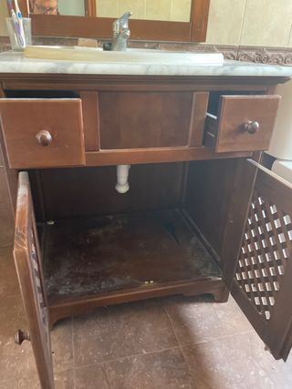 Mueble de baño madera y mármol