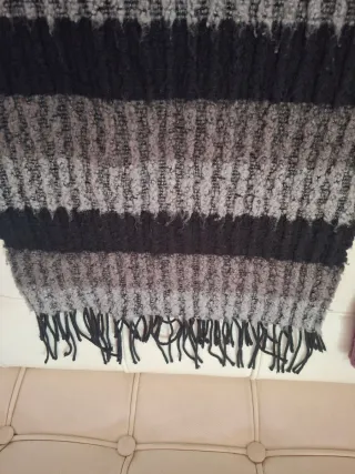 3 sciarpe in lana da donna