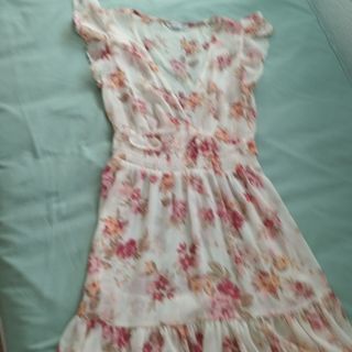 Vestido gasa flores Stradivarius