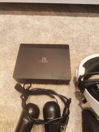 PS4 Negra + Gafas VR, 2 Mandos, Pistola y Juegos