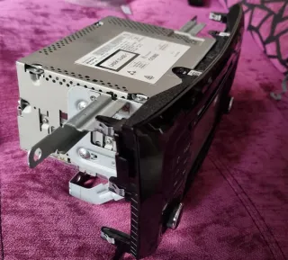 Radio CD GPS. NISSAN QASHQAI J11