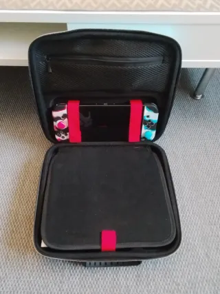 Nintendo Switch OLED Bianca e Multicolore