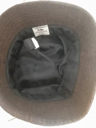 Gorro Pull&Bear marrón