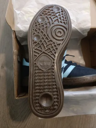 Adidas Spezial Azul Marino y Marrón