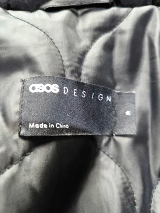 Parka borreguillo ASOS negra