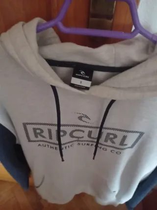 Sudadera Rip Curl Gris y Negra con Capucha