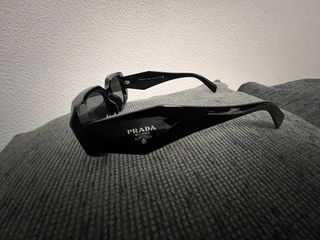 Gafas de sol Prada 17WS 1AB5S0 Negras